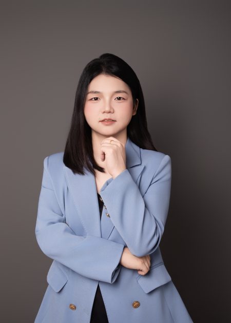 刘爽律师形象照